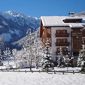 sport-hotel-cristal.hotelinveneto.com/